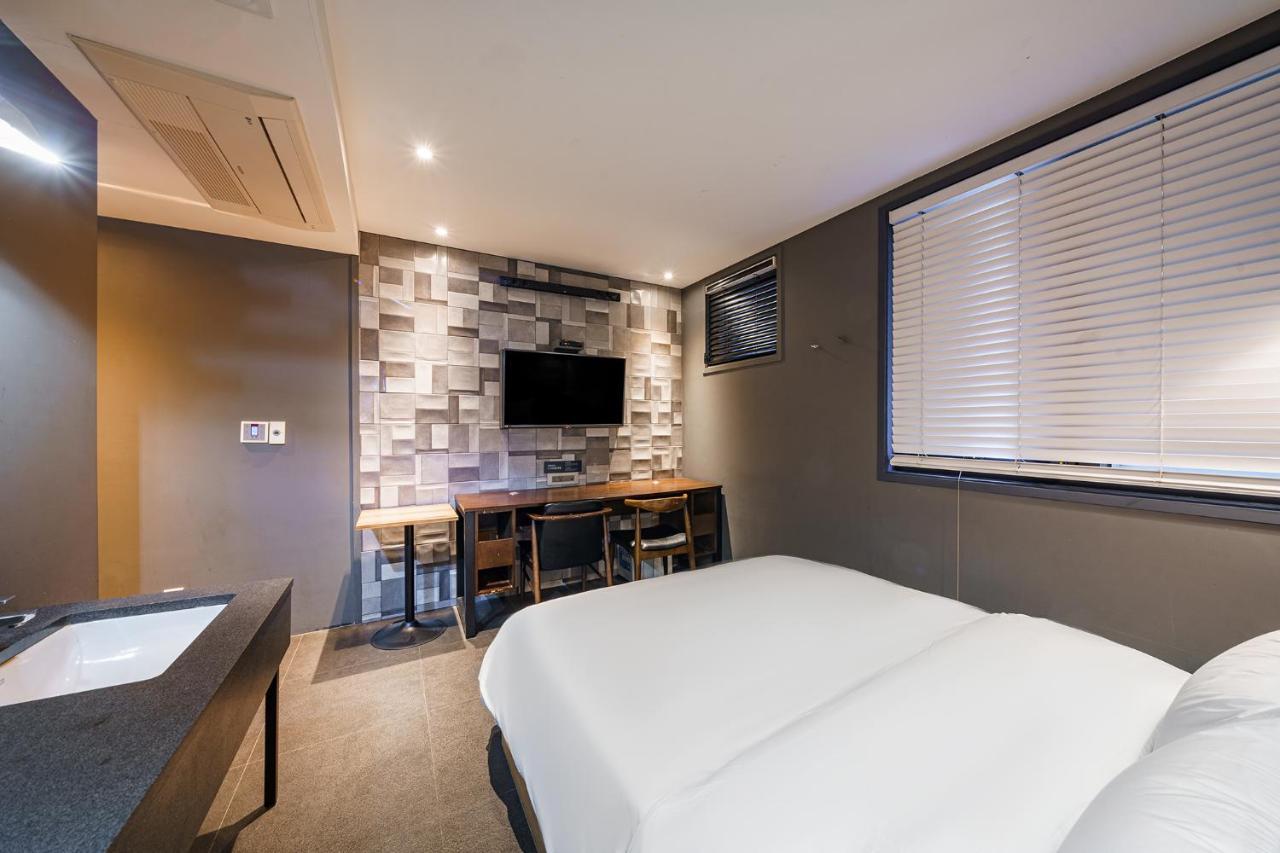 H-Avenue Hotel Yeoksam Séoul Extérieur photo